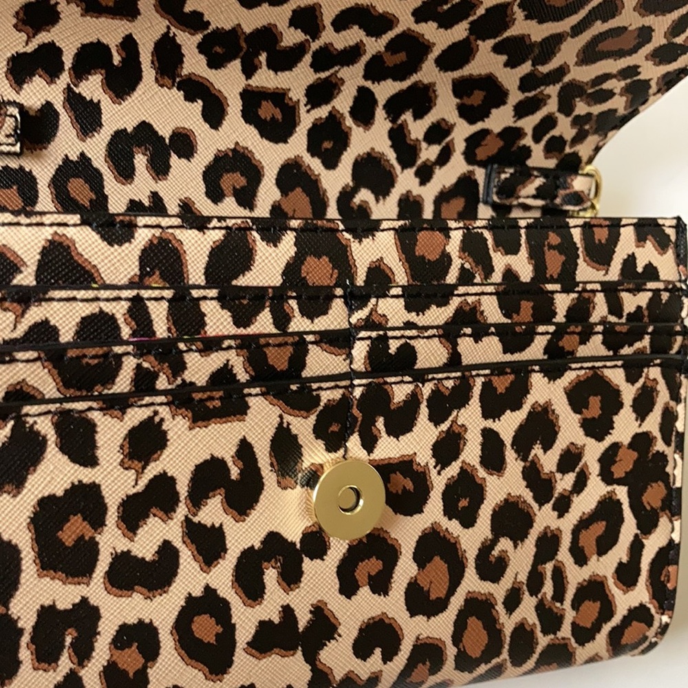 Betsey Johnson NWOT Cheetah Bag Gold Chain Strap shoulder bag cross body purse - Picture 8 of 15